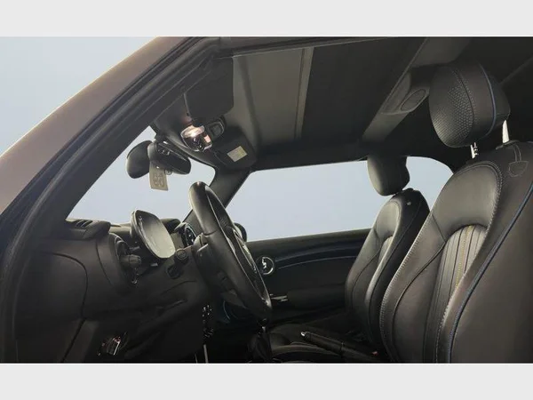 MINI Mini Cabriolet (2021) — foto 26 van 26