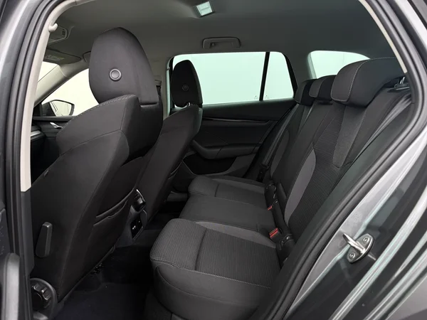 SKODA Octavia (2024) — foto 5 van 31