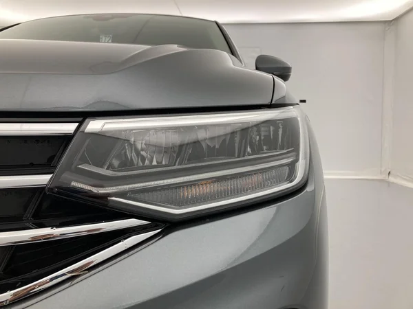 VOLKSWAGEN Tiguan Allspace (2022) — foto 2 van 35