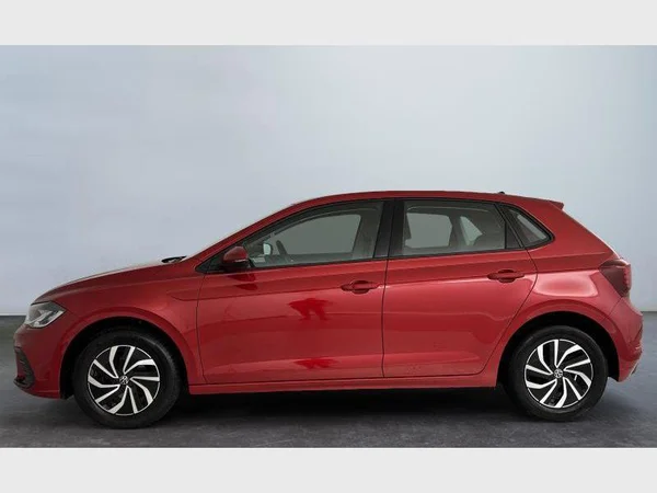 Volkswagen Polo (2022) — foto 10 van 15