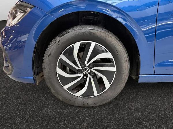VOLKSWAGEN Polo (2025) — foto 8 van 16