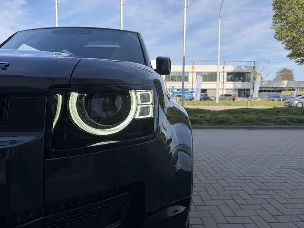 Land Rover Defender (2025) — foto 21 van 29