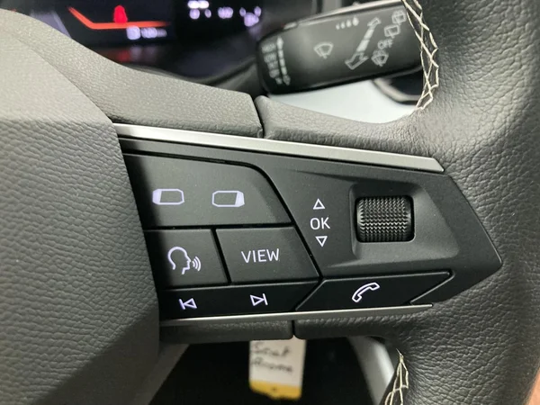 SEAT Arona (2023) — foto 10 van 36