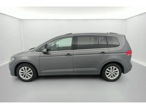 VOLKSWAGEN Touran (2019) — foto 31 van 36
