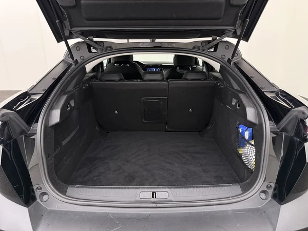 PEUGEOT 408 (2024) — foto 8 van 27