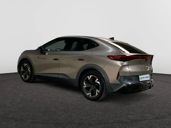 CUPRA Tavascan (2024) — foto 13 van 22
