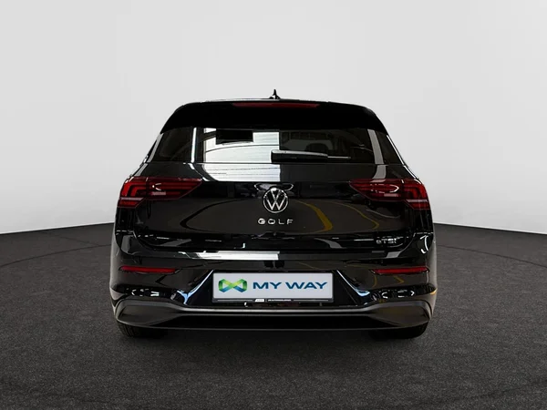 VOLKSWAGEN Golf VIII (2026) — foto 16 van 21