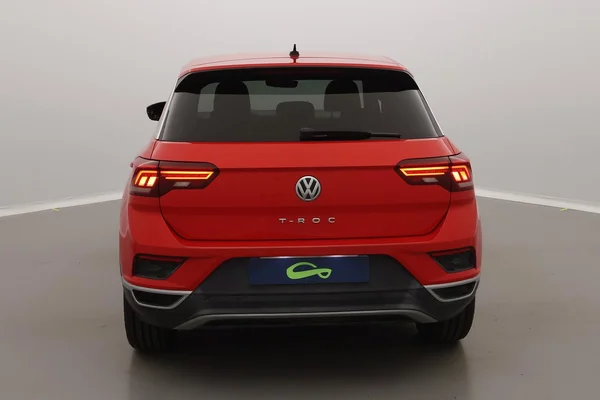 Volkswagen T-Roc (2018) — foto 24 van 29