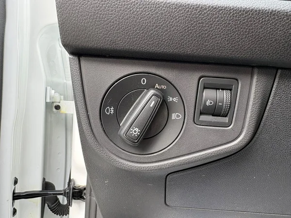 VOLKSWAGEN Polo (2024) — foto 15 van 19