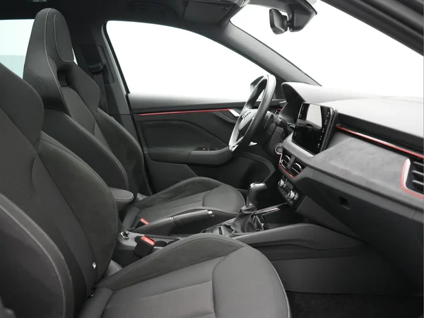 SKODA Scala (2024) — foto 9 van 29