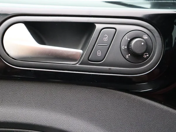 Volkswagen Beetle (2014) — foto 28 van 28