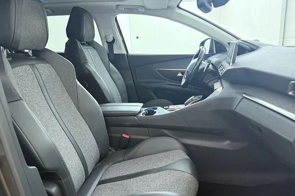 Peugeot 5008 (2020) — foto 19 van 21