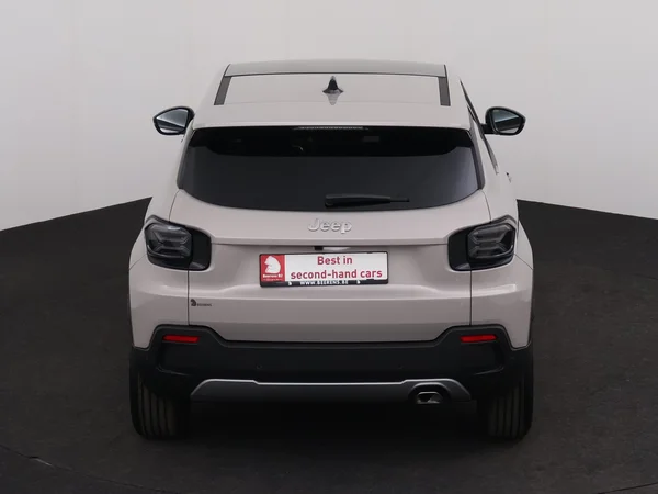 JEEP Avenger (2024) — foto 27 van 30