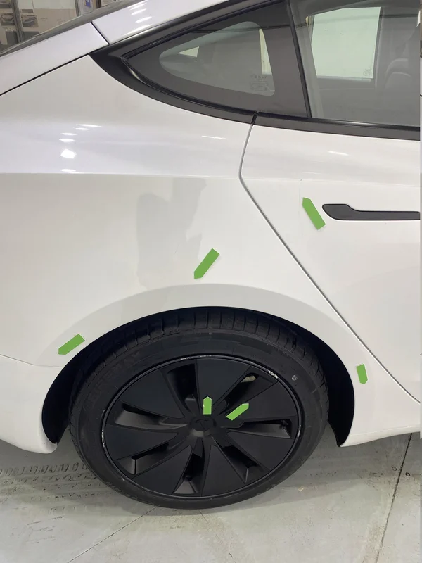 Tesla Model 3 (2023) — foto 35 van 49