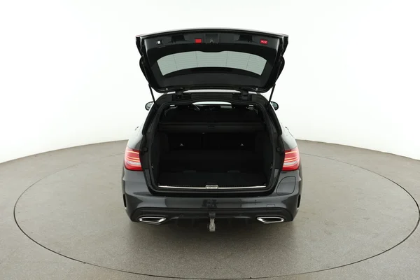 Mercedes-Benz C-Klasse (2020) — foto 7 van 16
