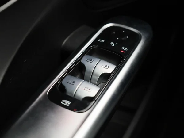 Mercedes-Benz C-Klasse (2022) — foto 28 van 54