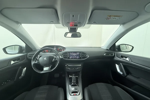 Peugeot 308 (2020) — foto 25 van 25
