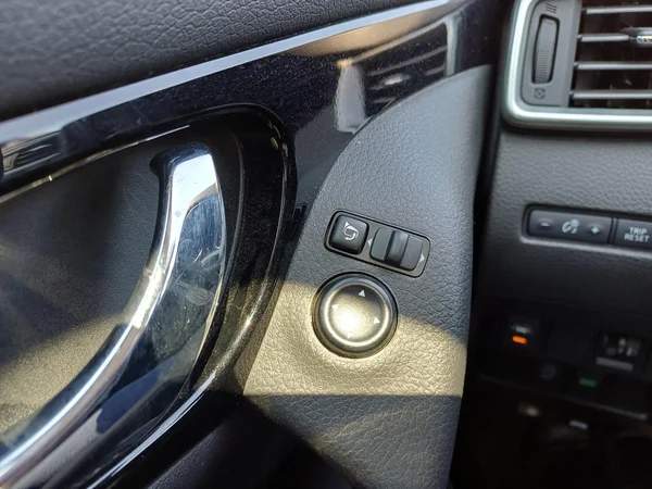 Nissan QASHQAI (2020) — foto 3 van 17