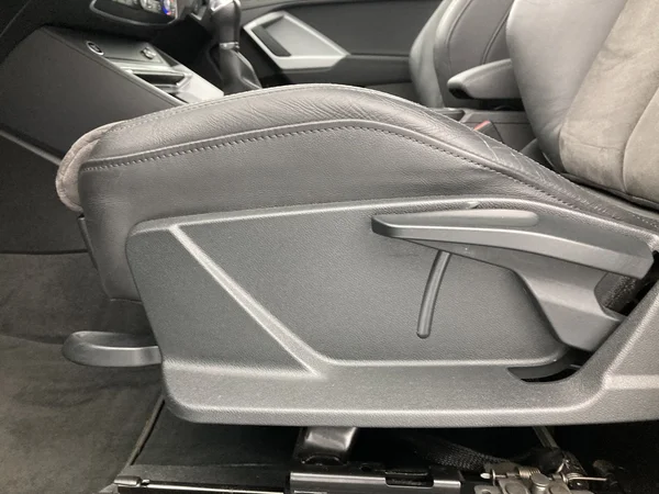 AUDI Q3 (2021) — foto 20 van 36