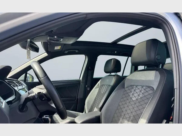 Volkswagen Tiguan (2022) — foto 7 van 18