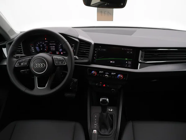 AUDI A1 Allstreet (2026) — foto 2 van 24