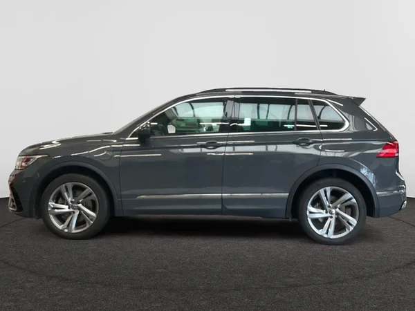 VOLKSWAGEN Tiguan eHybrid (PHEV) (2022) — foto 12 van 22