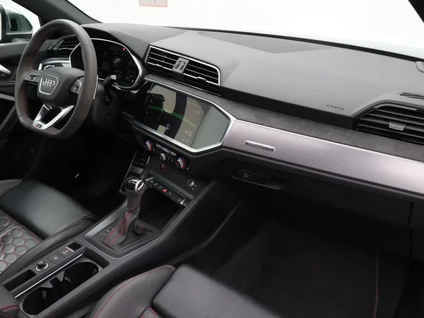 Audi RSQ3 (2023) — foto 5 van 29