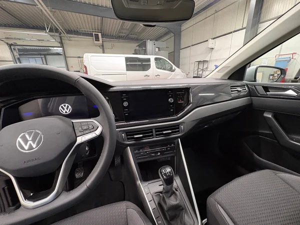 VOLKSWAGEN Polo (2025) — foto 8 van 22