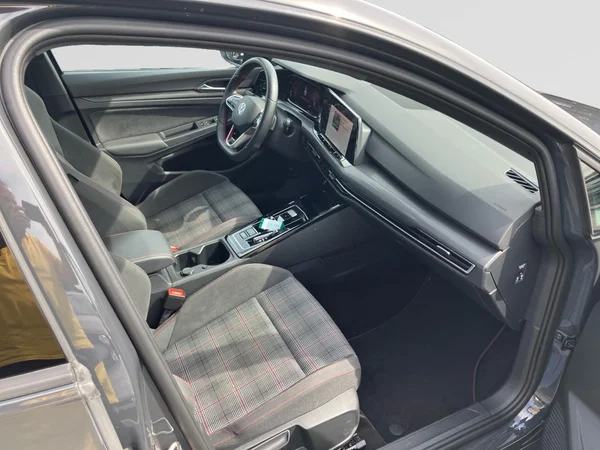 VOLKSWAGEN Golf VIII GTI (2023) — foto 15 van 25
