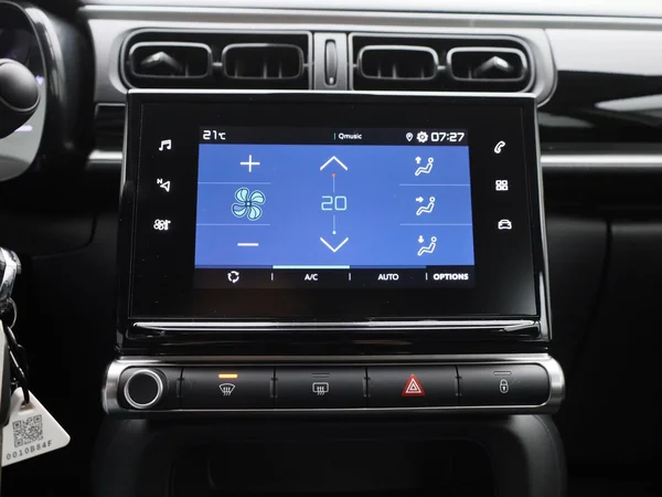 Citroën C3 (2022) — foto 8 van 36