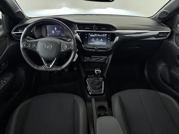 OPEL Corsa (2023) — foto 29 van 29