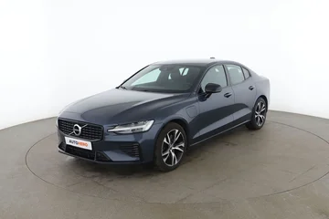 Volvo S60 8528d471-7621-4f2e-8349-c0a1b7eb6c19