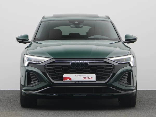 AUDI Q8 e-tron Sportback (2025) — foto 21 van 25