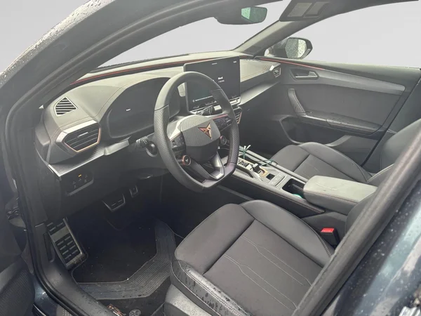 CUPRA Leon (2025) — foto 8 van 8