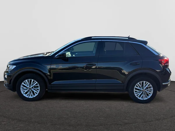 VOLKSWAGEN T-Roc (2021) — foto 12 van 20