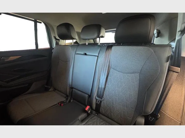 VOLKSWAGEN Tayron (2026) — foto 18 van 18