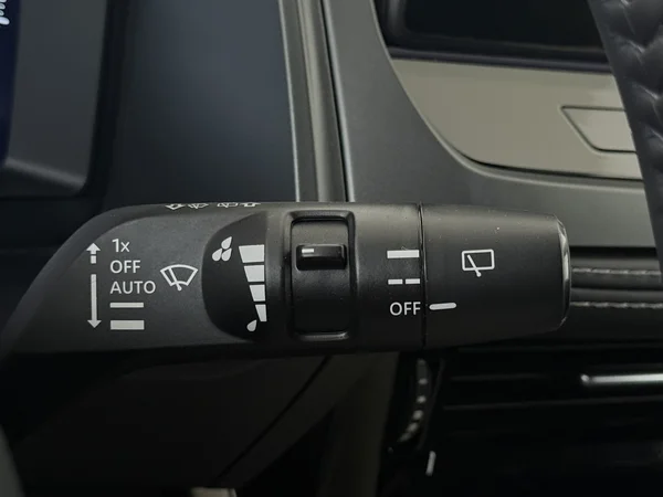 NISSAN Qashqai (2025) — foto 17 van 30