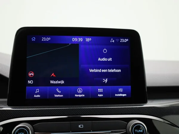 Ford Kuga (2022) — foto 8 van 41