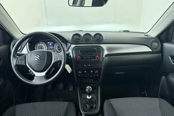 Suzuki Vitara (2021) — foto 15 van 15