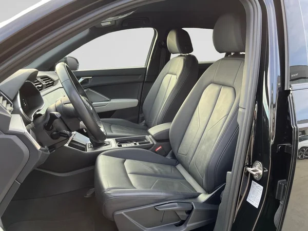 AUDI Q3 (2024) — foto 18 van 22