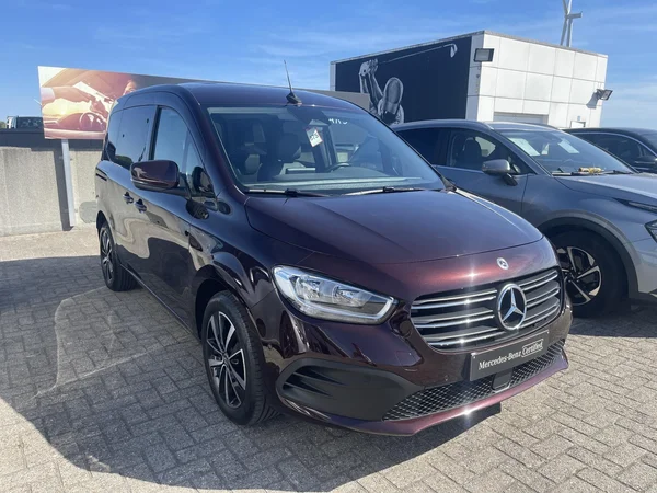 Mercedes-Benz T-Klasse (2024) — foto 9 van 15