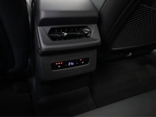 AUDI Q6 e-tron (2026) — foto 6 van 27