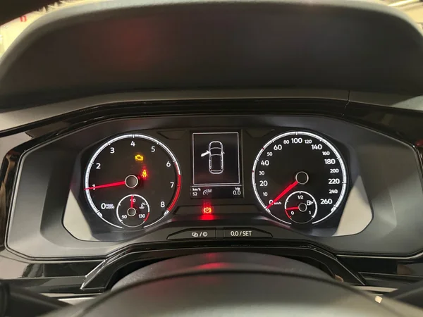 Volkswagen Polo (2018) — foto 7 van 28