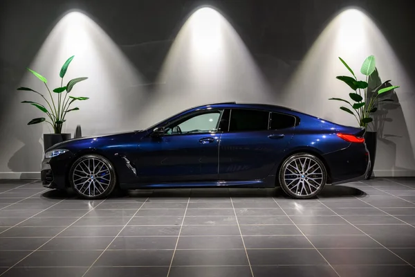 BMW M8 (2023) — foto 33 van 38