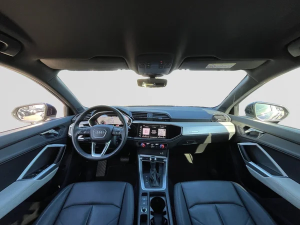 AUDI Q3 (2024) — foto 18 van 24