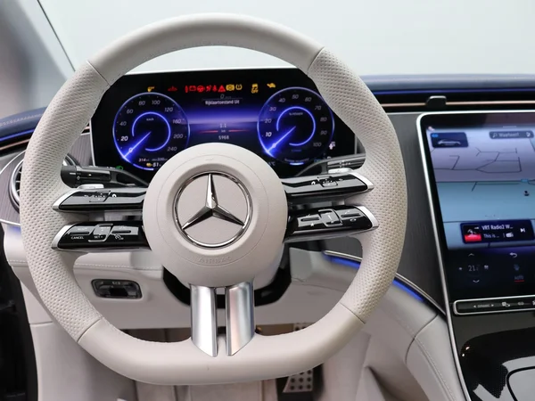 Mercedes-Benz EQE (2026) — foto 5 van 25