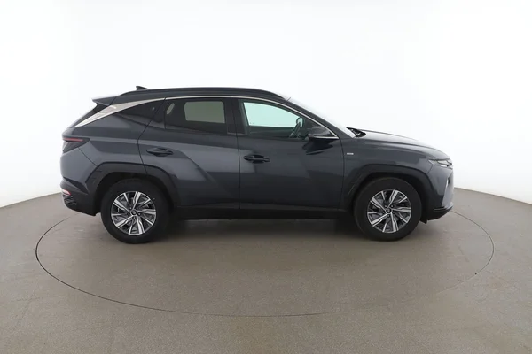 Hyundai Tucson (2021) — foto 13 van 16