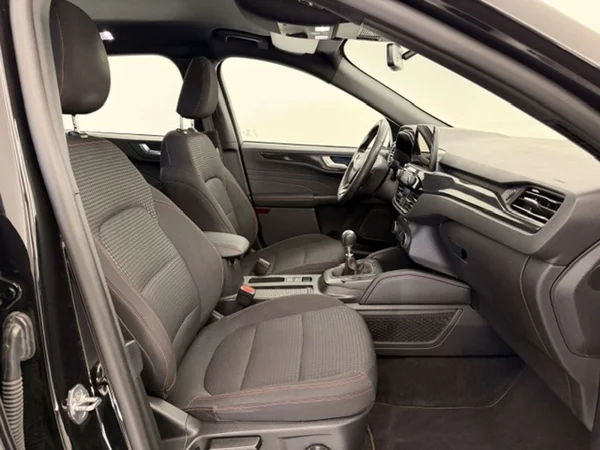 Ford Kuga (2023) — foto 24 van 24