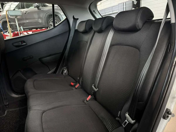 Hyundai i10 (2020) — foto 10 van 12