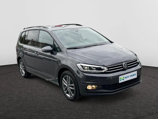 VOLKSWAGEN Touran (2025) — foto 22 van 24